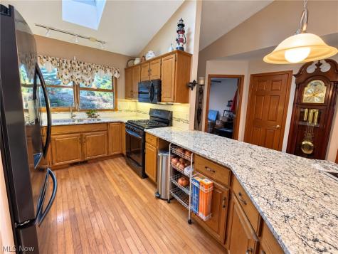 31 Pueblo Trail Malvern OH 44644