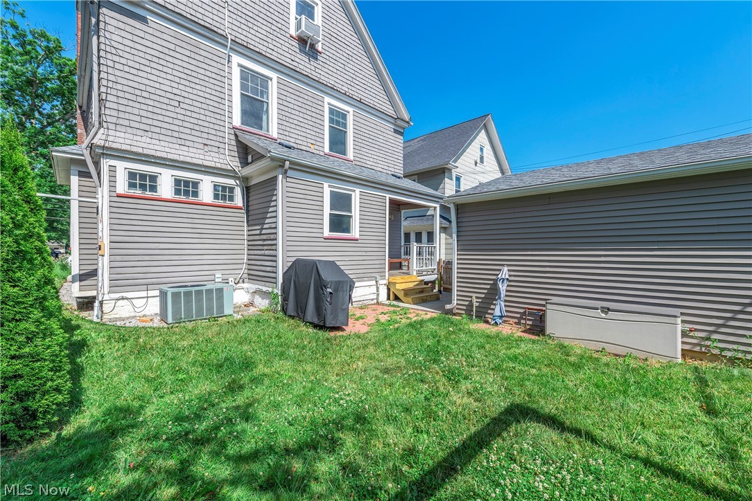 1473 Wyandotte Avenue Lakewood OH 44107