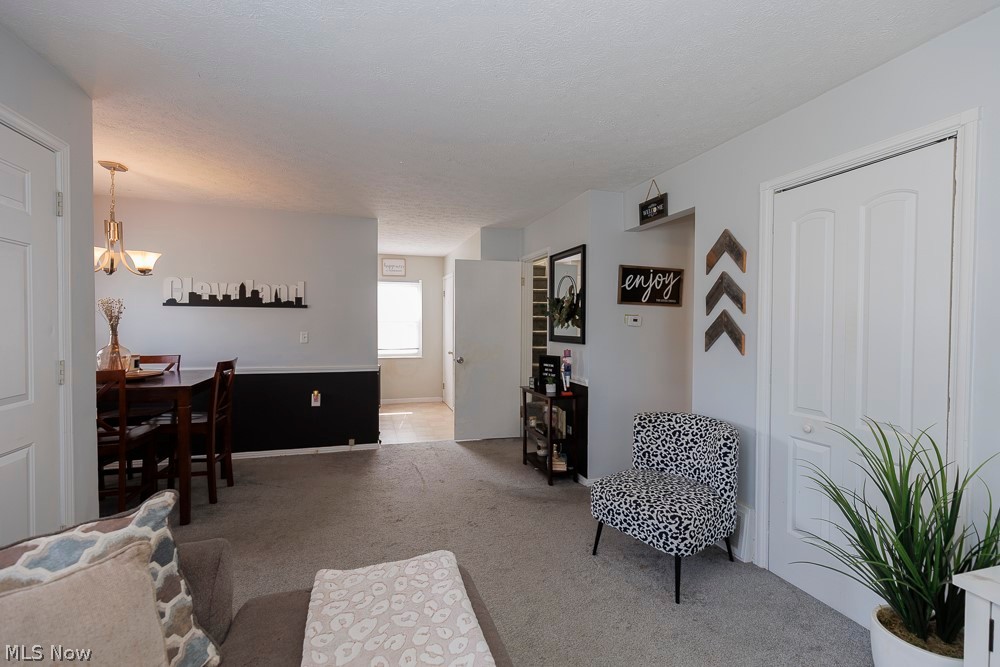 521 Cambridge Avenue Elyria OH 44035