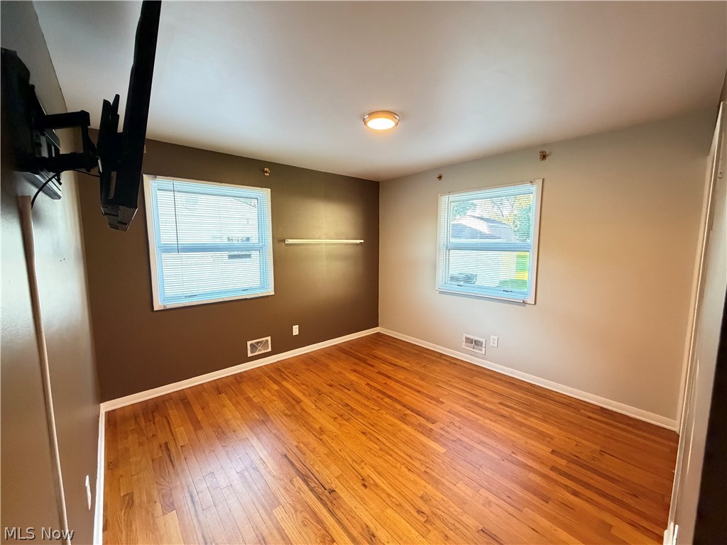 676 Lucille Drive Elyria OH 44035