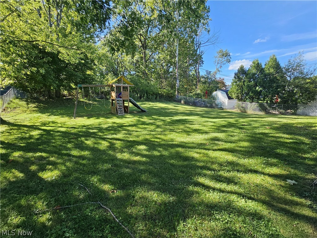 6698 Hedgeline Bedford Heights OH 44146
