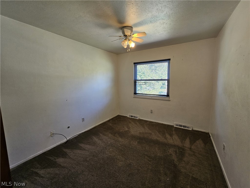 6698 Hedgeline Bedford Heights OH 44146