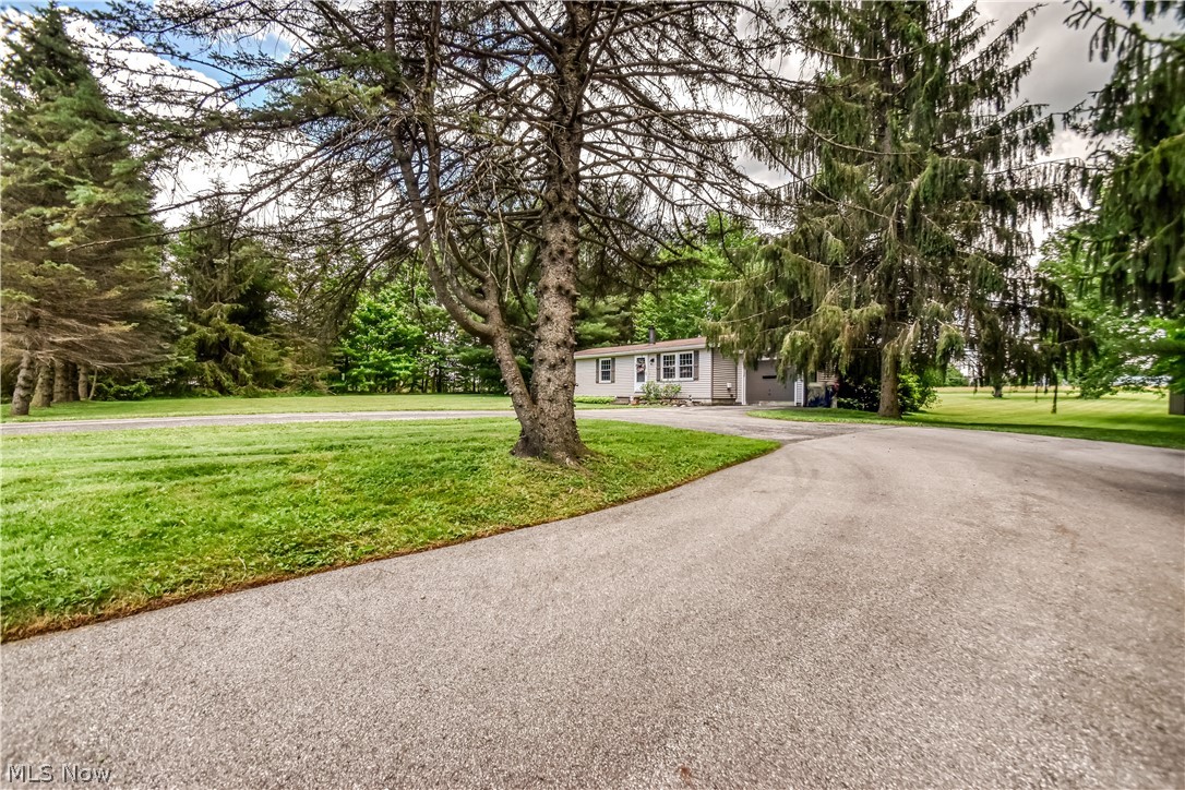 15755 Messenger Road Chagrin Falls OH 44023