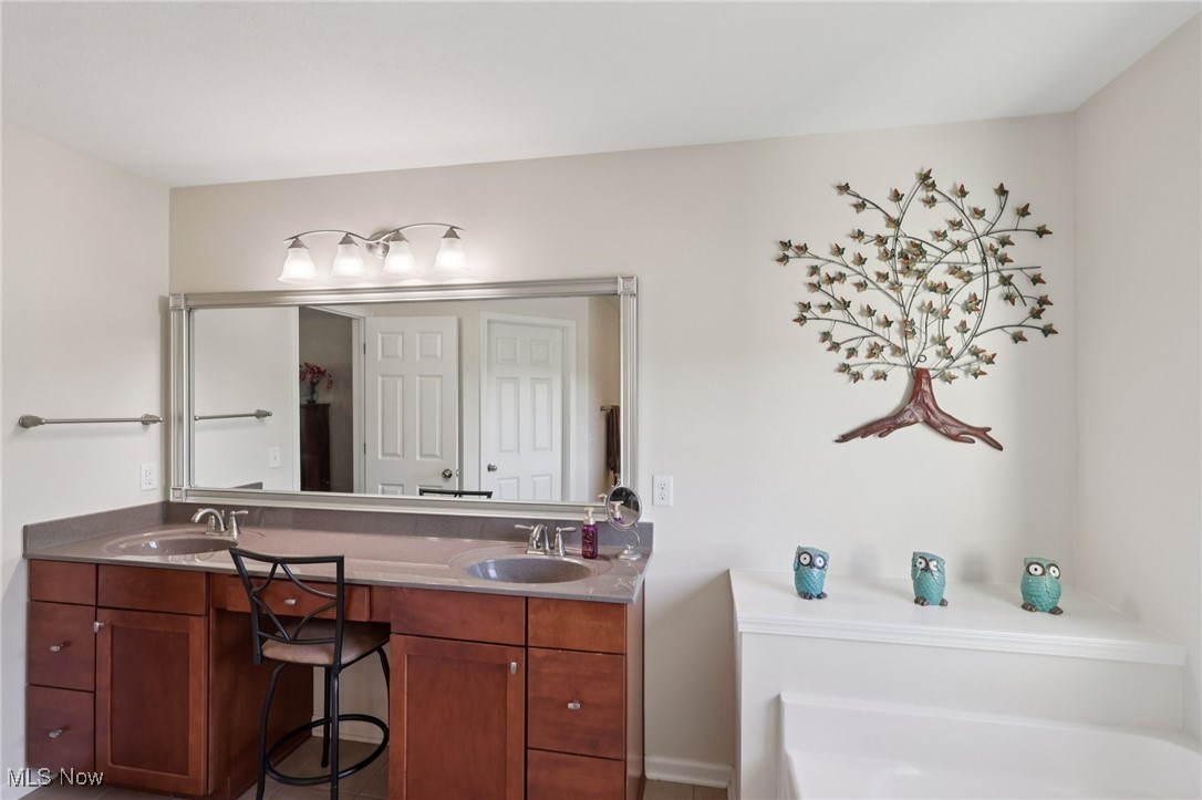 1461 Parkview Lane Broadview Heights OH 44147