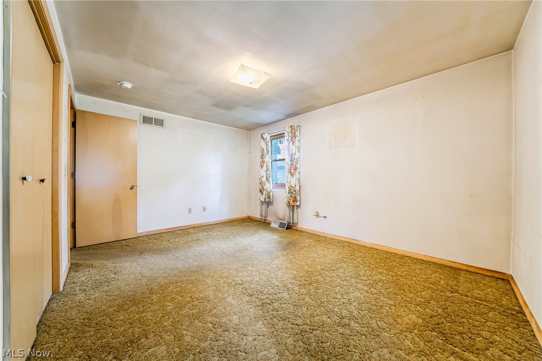 649 Sheffield Road Sheffield Lake OH 44054