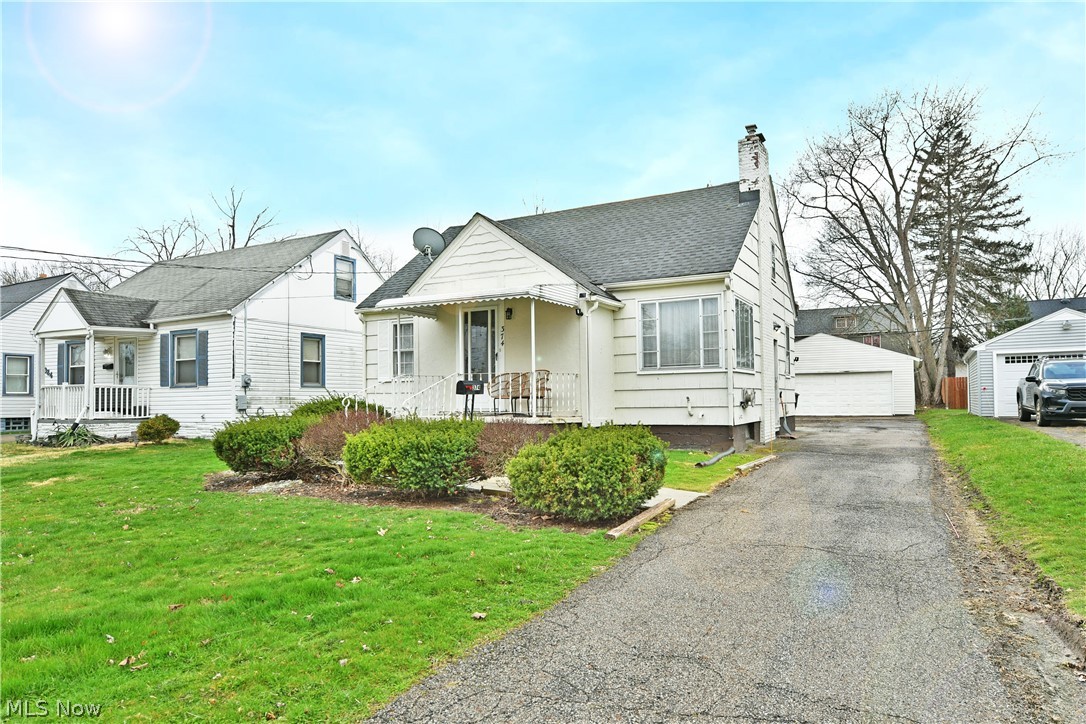 374 Meadowbrook Avenue SE Warren OH 44483