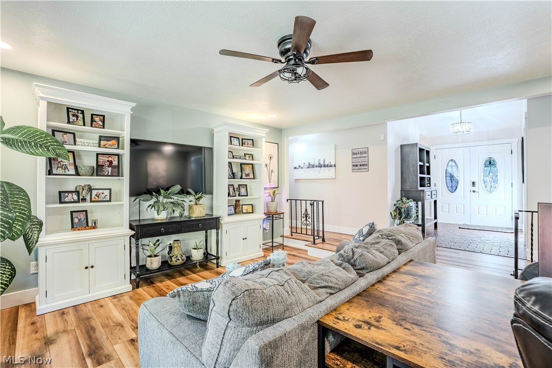 17096 Hawks Lookout Lane Strongsville OH 44136