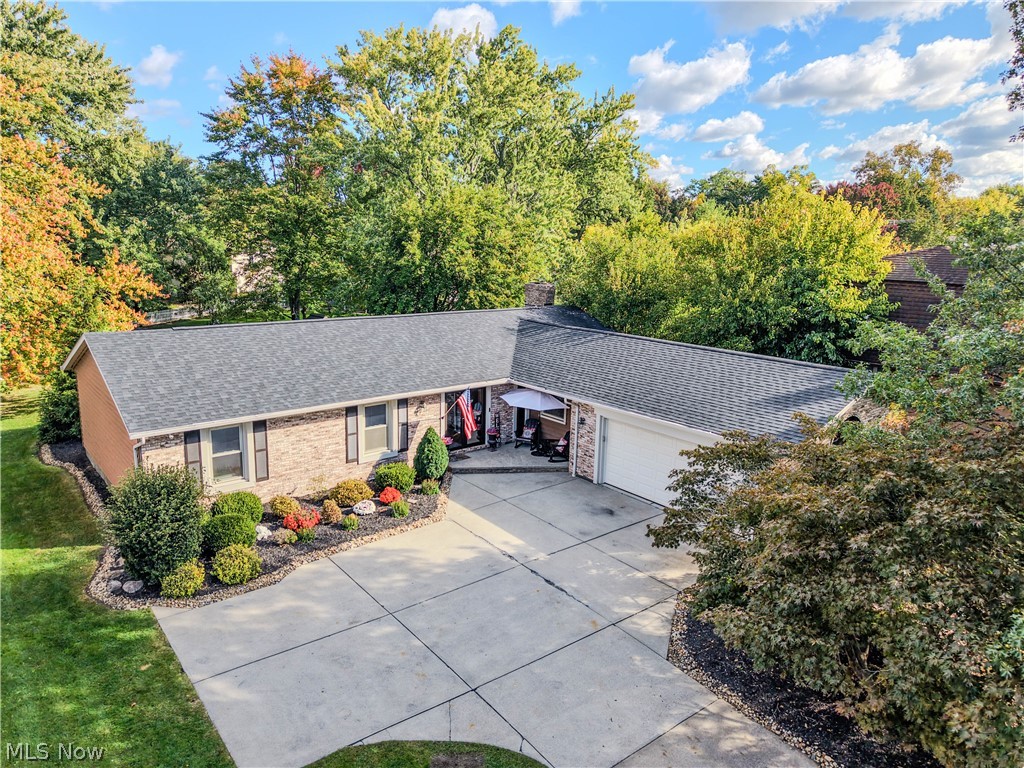 17096 Hawks Lookout Lane Strongsville OH 44136