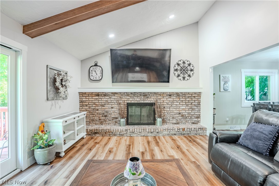 17096 Hawks Lookout Lane Strongsville OH 44136