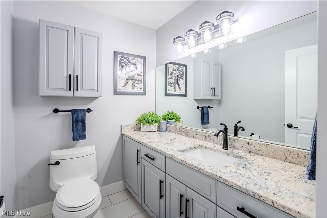 17096 Hawks Lookout Lane Strongsville OH 44136