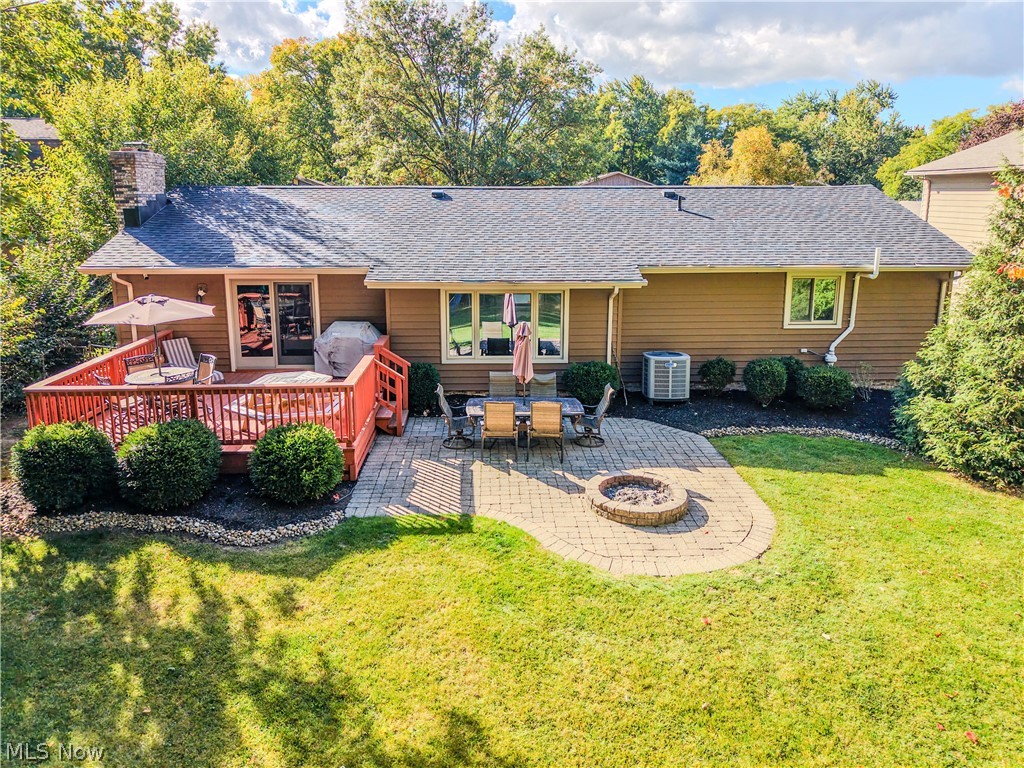 17096 Hawks Lookout Lane Strongsville OH 44136