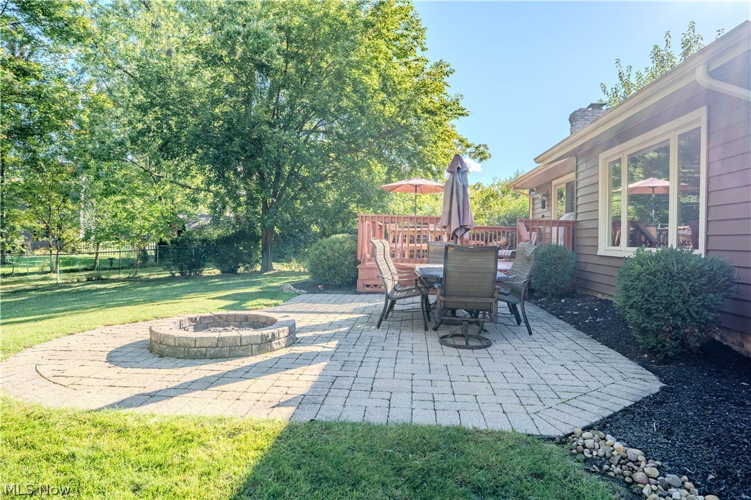 17096 Hawks Lookout Lane Strongsville OH 44136