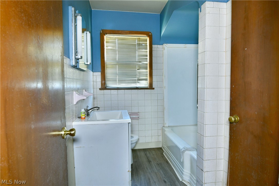 207 S Belle Vista Youngstown OH 44509