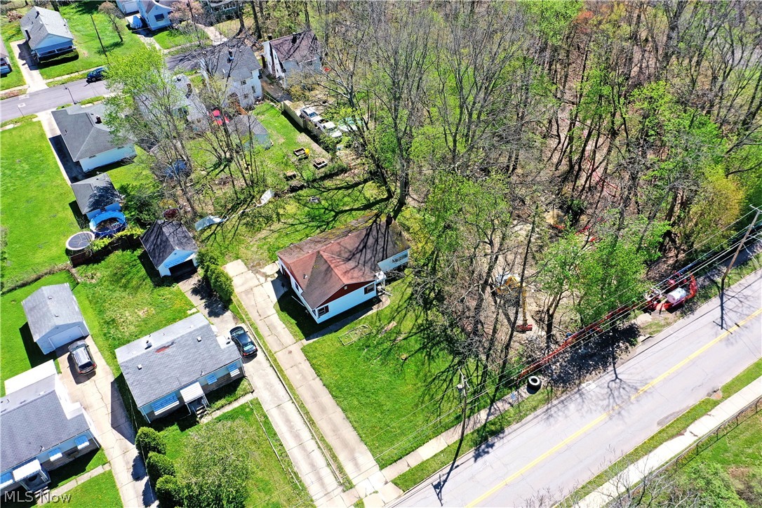 207 S Belle Vista Youngstown OH 44509