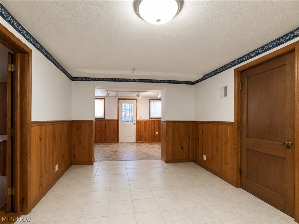 134 N Revere Road Akron OH 44333