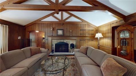 134 N Revere Road Akron OH 44333