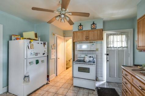 333 Trigonia Drive Akron OH 44302