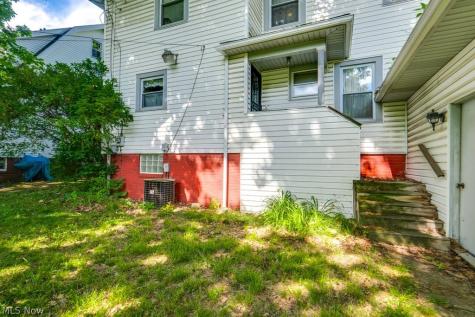 333 Trigonia Drive Akron OH 44302