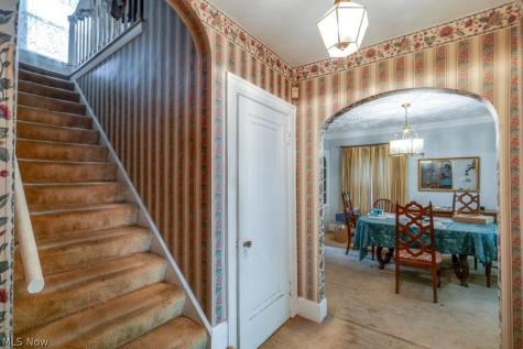 333 Trigonia Drive Akron OH 44302