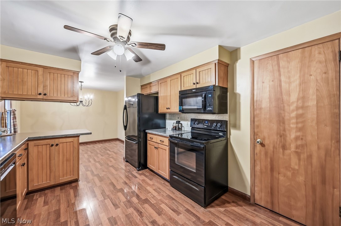 1862 Allen Drive Salem OH 44460