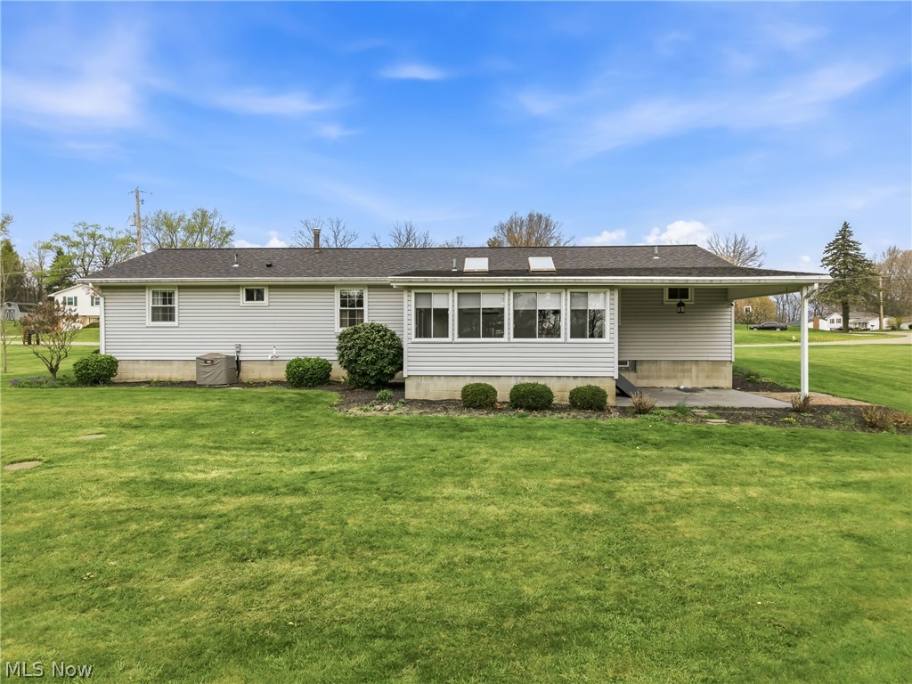 1862 Allen Drive Salem OH 44460