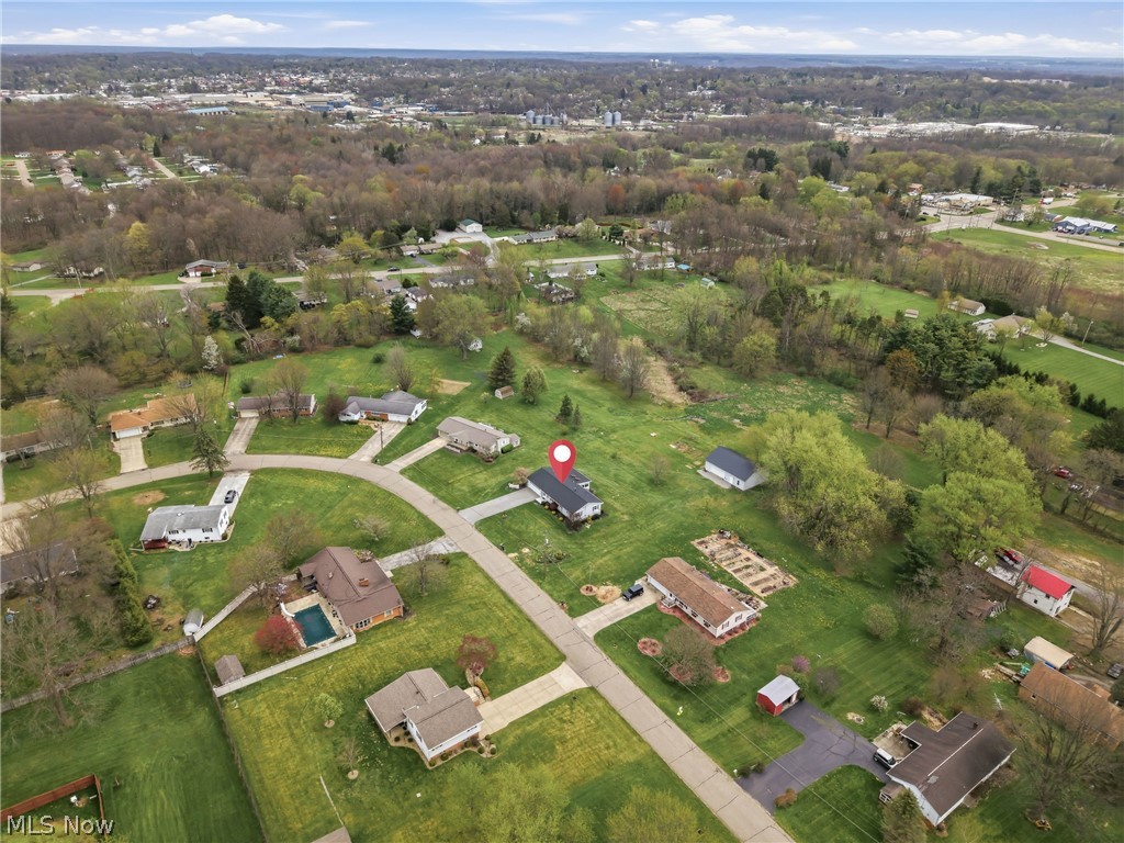 1862 Allen Drive Salem OH 44460