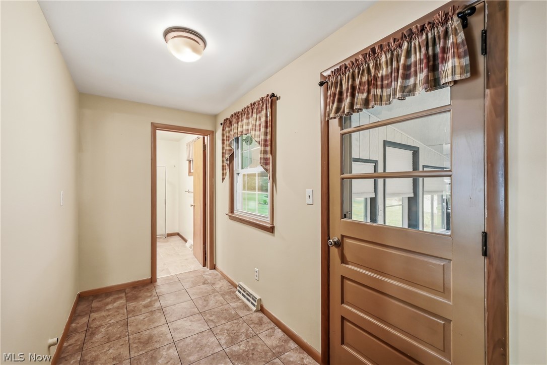 1862 Allen Drive Salem OH 44460