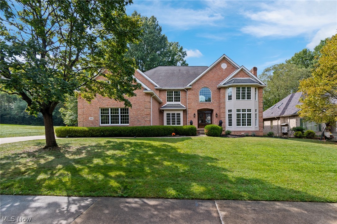 834 Eaton Park Lane Akron OH 44303