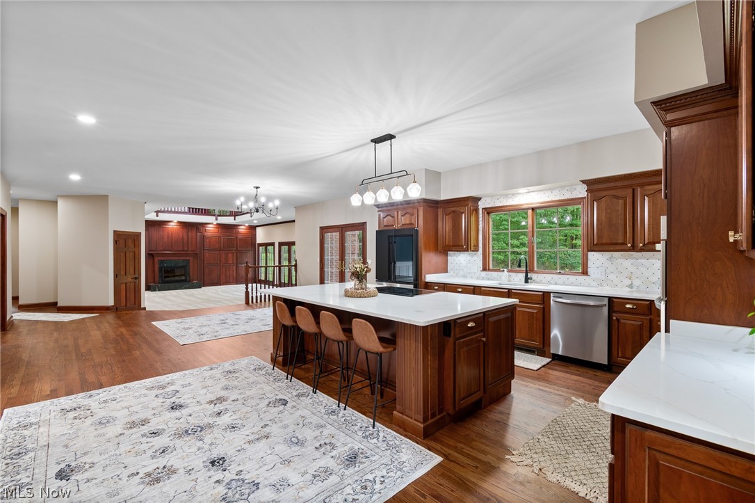 834 Eaton Park Lane Akron OH 44303