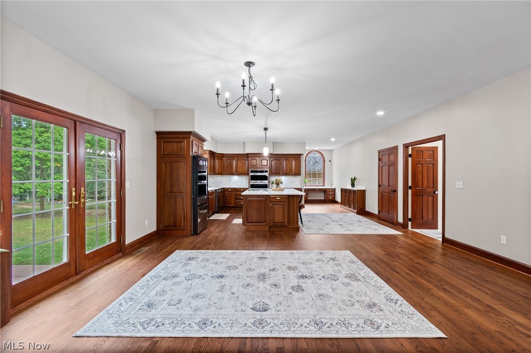 834 Eaton Park Lane Akron OH 44303