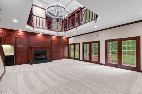 834 Eaton Park Lane Akron OH 44303