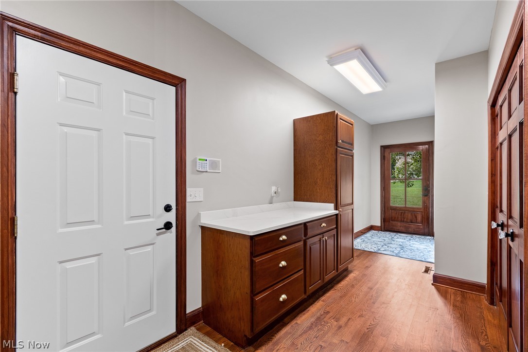 834 Eaton Park Lane Akron OH 44303