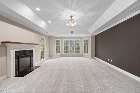 834 Eaton Park Lane Akron OH 44303