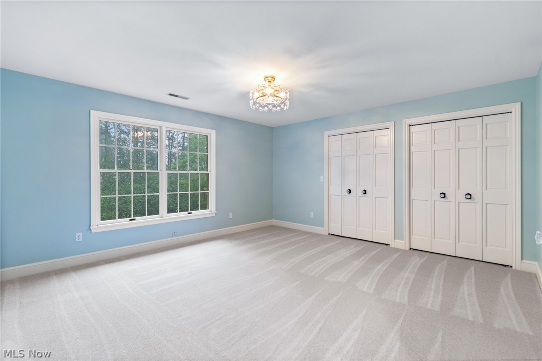 834 Eaton Park Lane Akron OH 44303