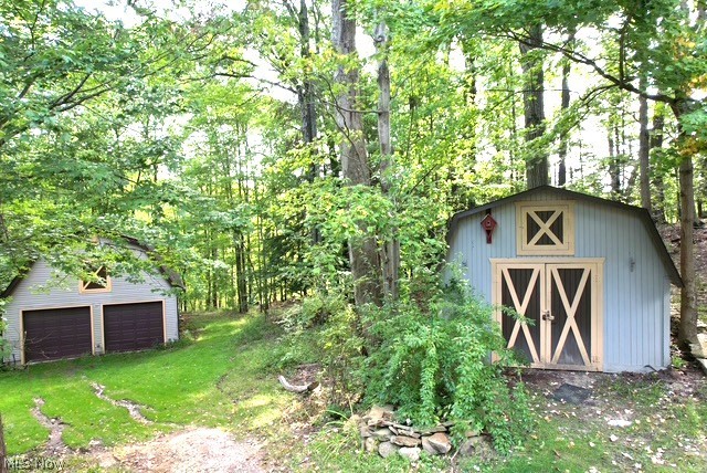 12527 Concord Hambden Road Chardon OH 44024