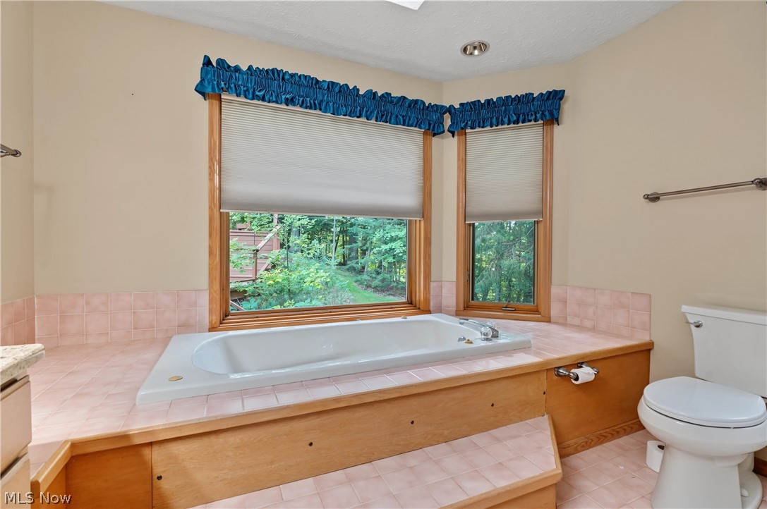 12527 Concord Hambden Road Chardon OH 44024