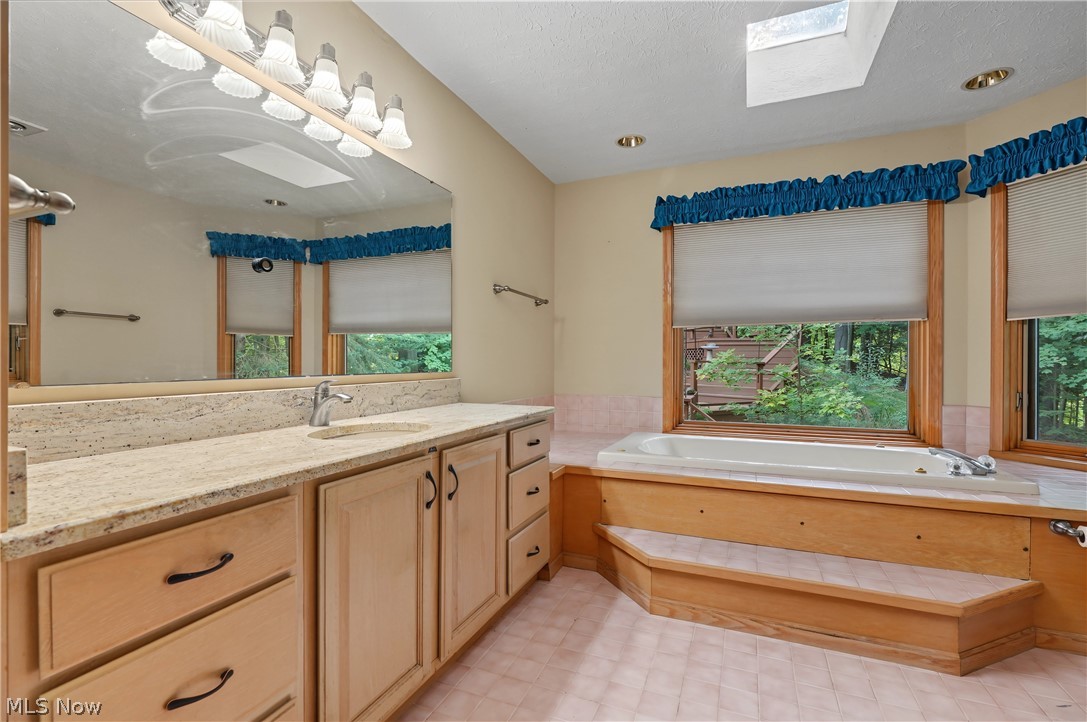 12527 Concord Hambden Road Chardon OH 44024