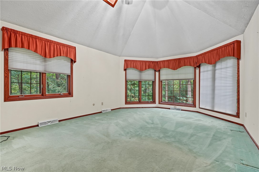 12527 Concord Hambden Road Chardon OH 44024