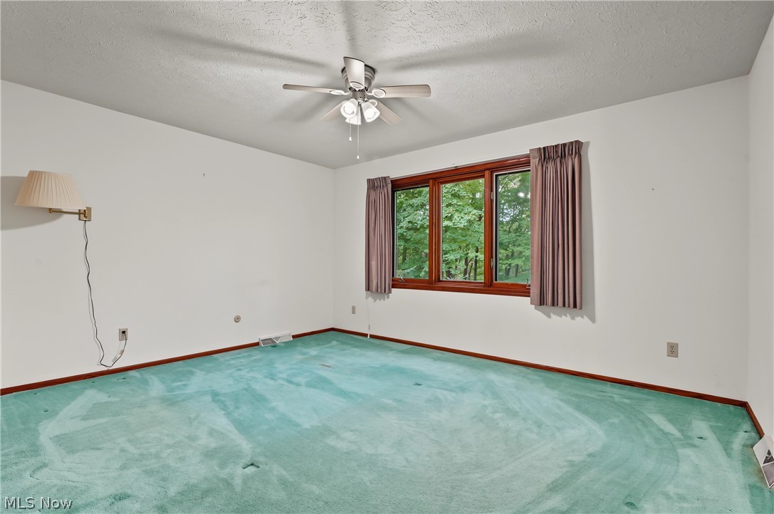 12527 Concord Hambden Road Chardon OH 44024