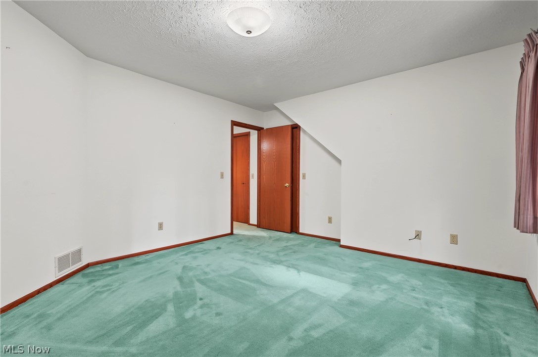 12527 Concord Hambden Road Chardon OH 44024