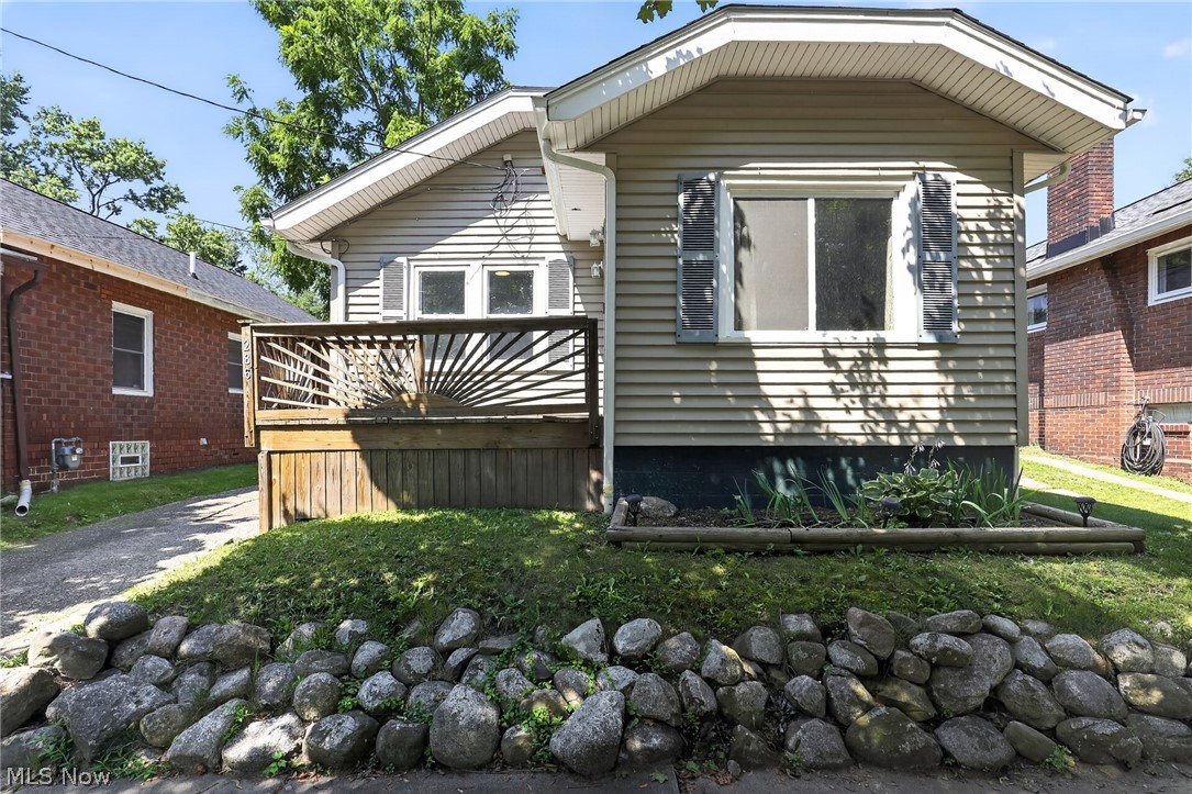 286 Sobul Avenue Akron OH 44305