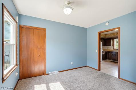 1237 Stardale Avenue SW Massillon OH 44646