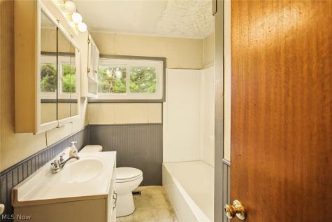 6331 Alderwood Road Parma Heights OH 44130