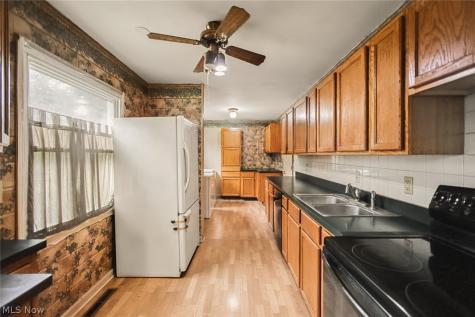 6331 Alderwood Road Parma Heights OH 44130