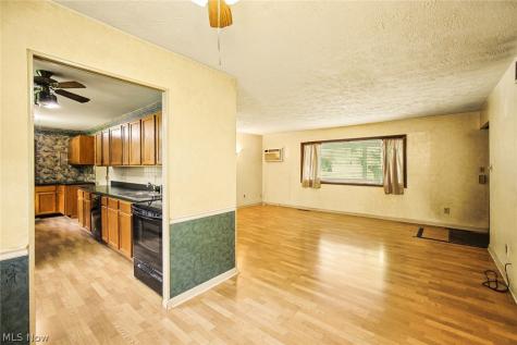 6331 Alderwood Road Parma Heights OH 44130