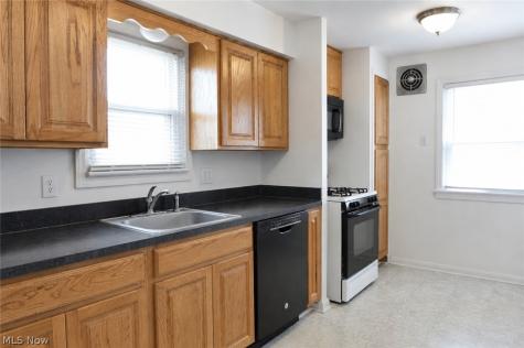 4111 Torrington Avenue Parma OH 44134