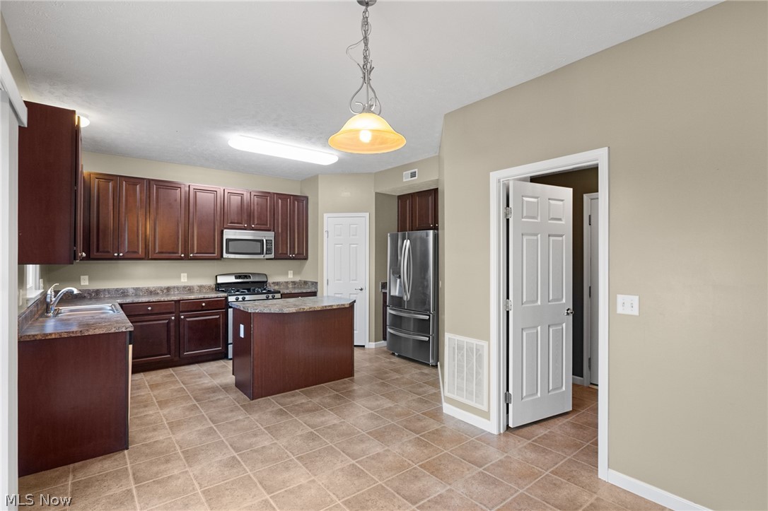 4281 Butterfly Circle Medina OH 44256