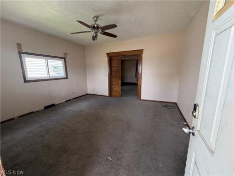 32 Cherry Road NW Massillon OH 44646