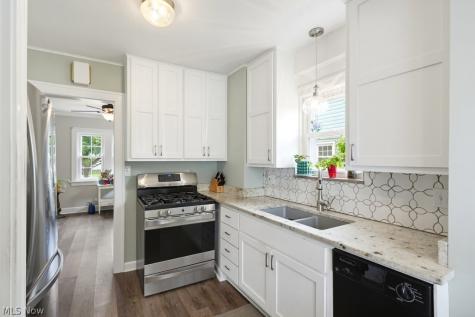 4112 W 158th Street Cleveland OH 44135