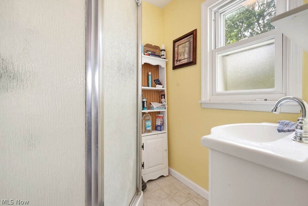4112 W 158th Street Cleveland OH 44135